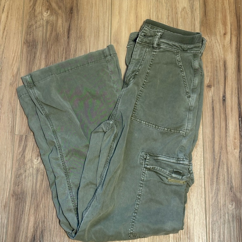 American Eagle Olive Stretch Cargo Pants